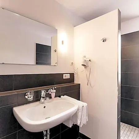 Meyers 3* Isenbüttel